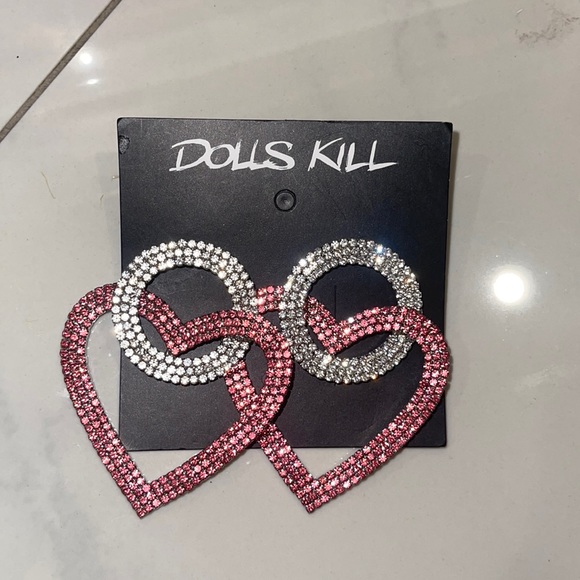 STUNNA SWEETHEART RHINESTONE EARRINGS (NEW) - Picture 4 of 4